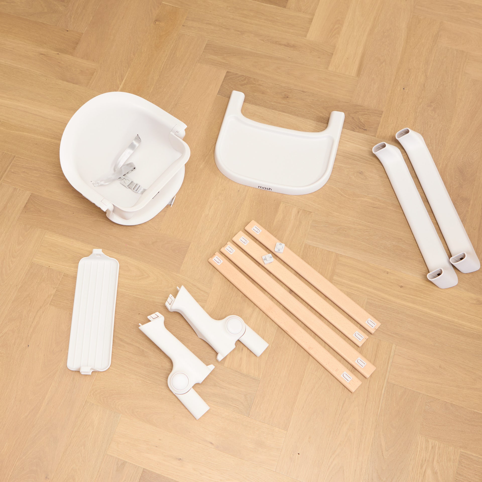 Mash High Chair Bundle - White