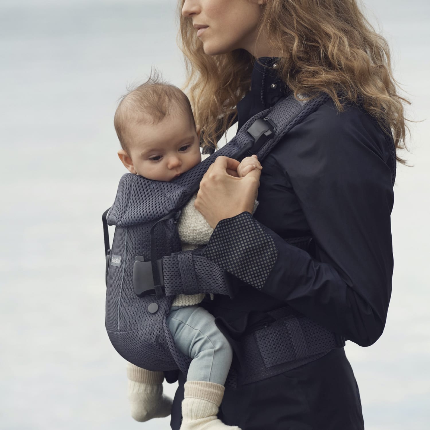 Baby Carrier One Air (2018) - Anthracite, Mesh (1)
